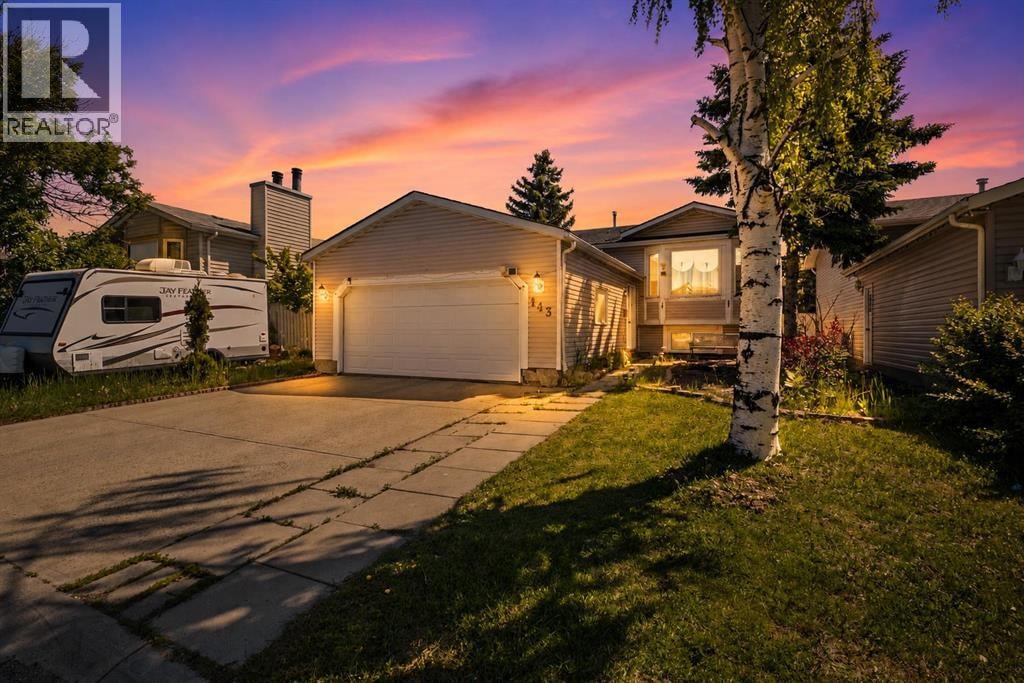 143 Castlebrook Rise NE