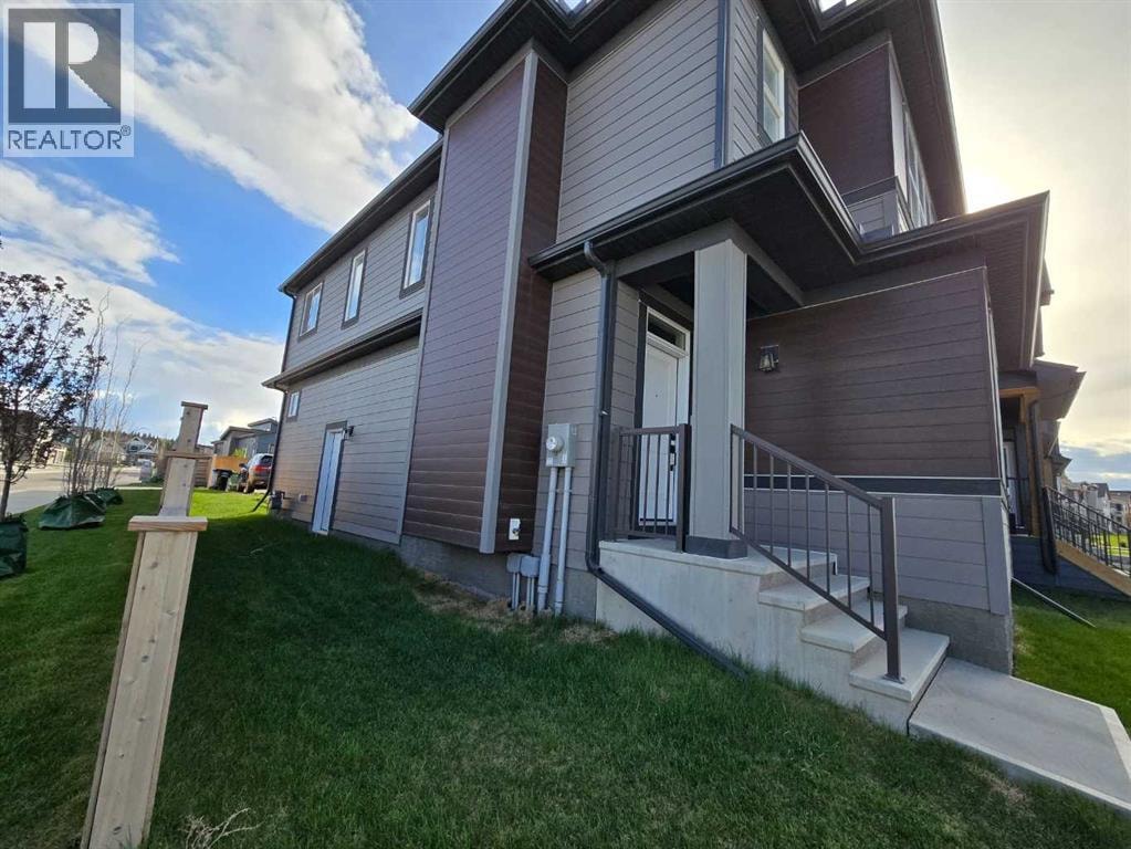 431 Rowmont Boulevard NW — photo 18