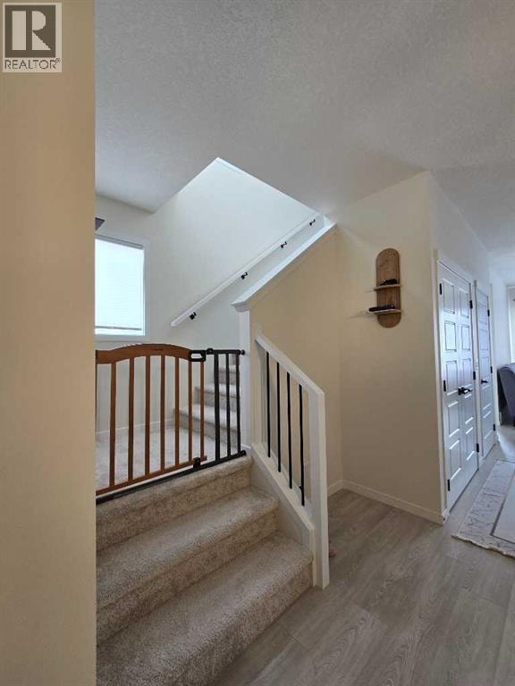 431 Rowmont Boulevard NW — photo 3
