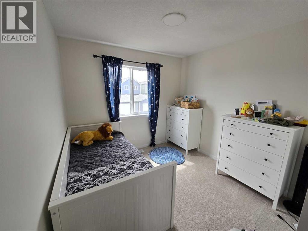 431 Rowmont Boulevard NW — photo 15