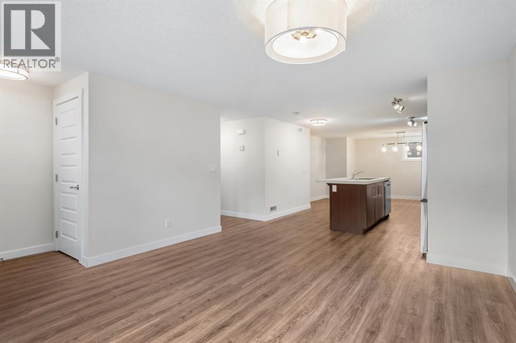 517 Mckenzie Towne Close SE — photo 11