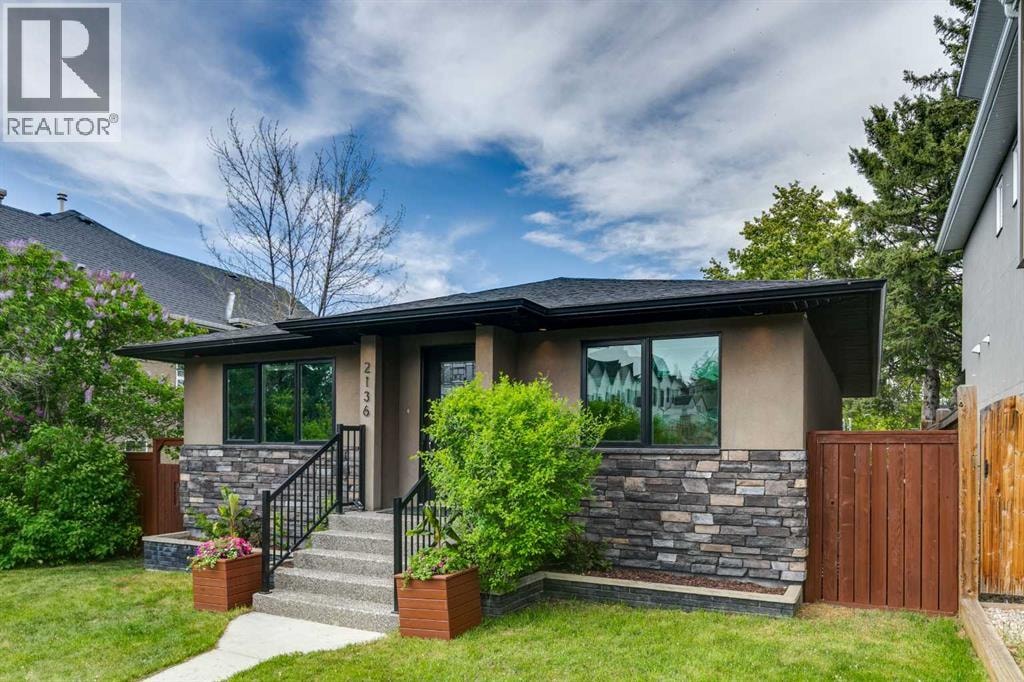 2136 26 Avenue SW — photo 30