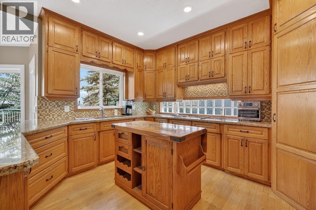 222 Diamond Drive SE — photo 14
