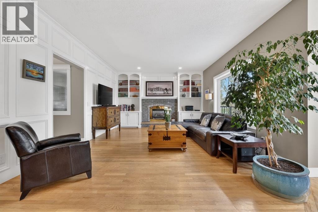 222 Diamond Drive SE — photo 9