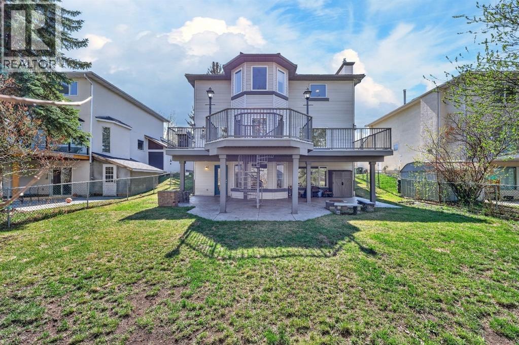 222 Diamond Drive SE — photo 3