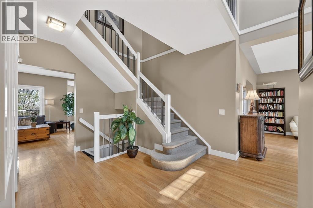 222 Diamond Drive SE — photo 5