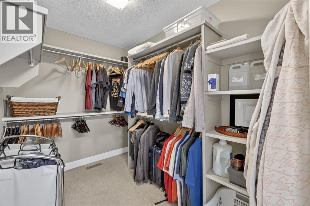222 Diamond Drive SE — photo 28