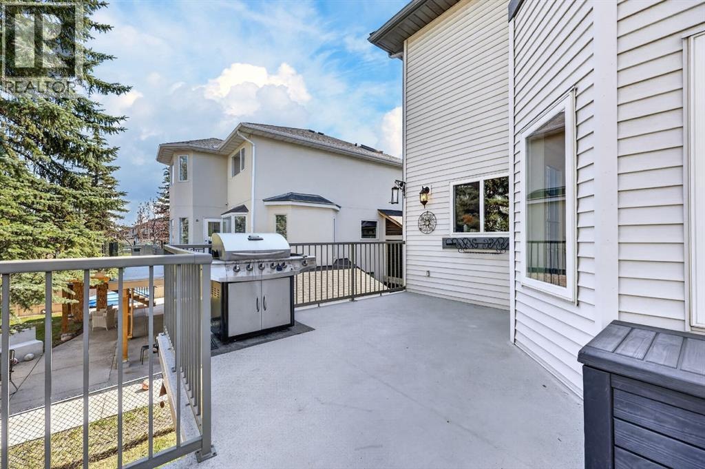 222 Diamond Drive SE — photo 42