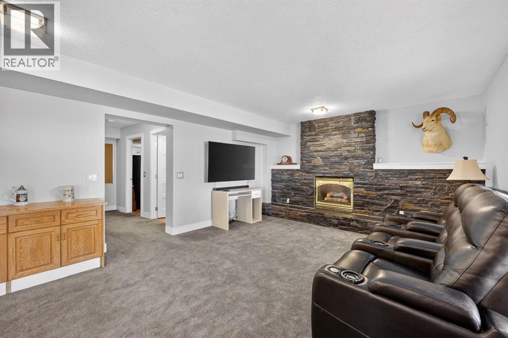222 Diamond Drive SE — photo 33