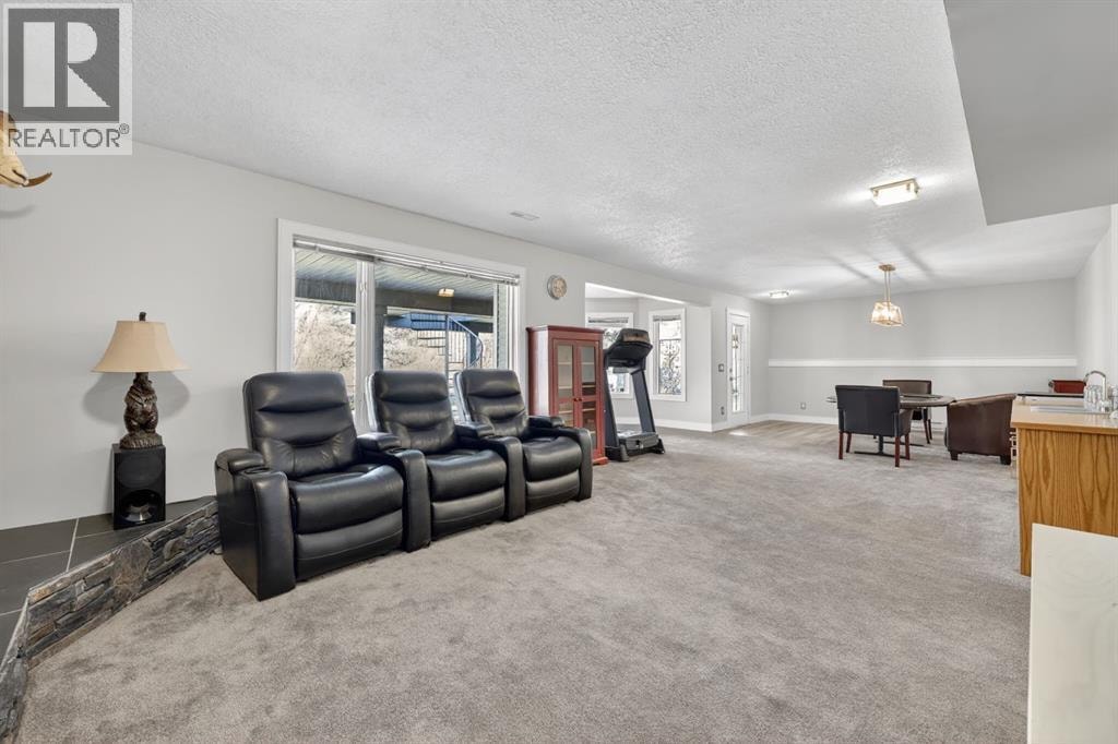 222 Diamond Drive SE — photo 34