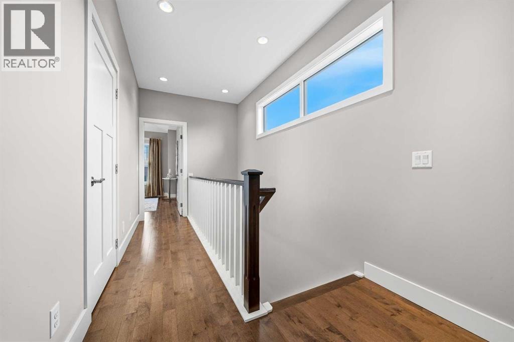 740 24 Avenue SE — photo 25