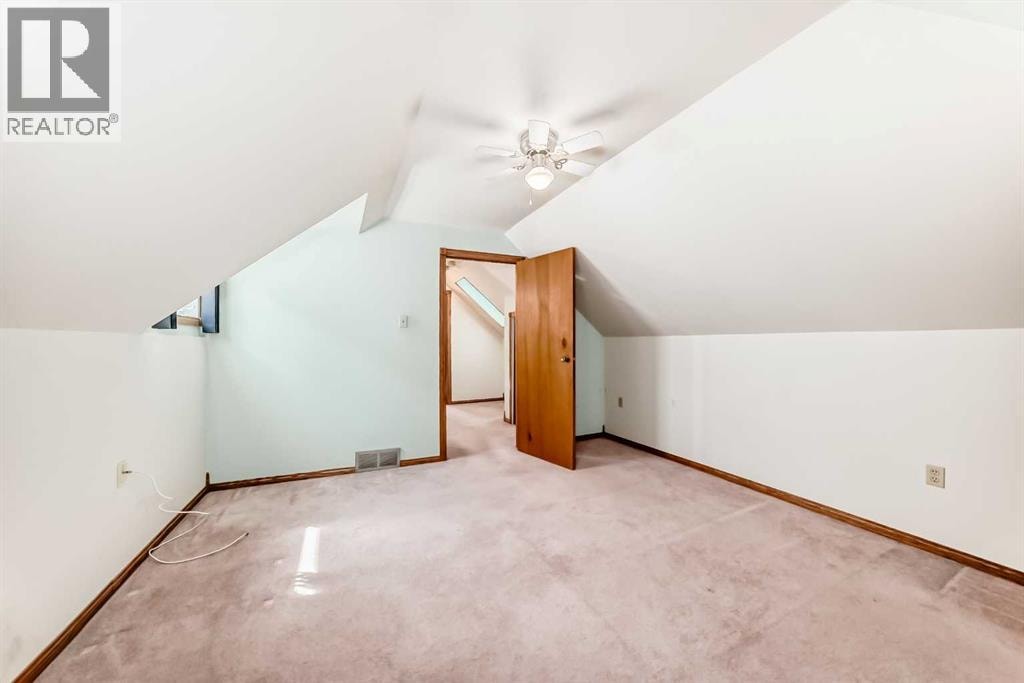 334 3 Avenue NE — photo 26