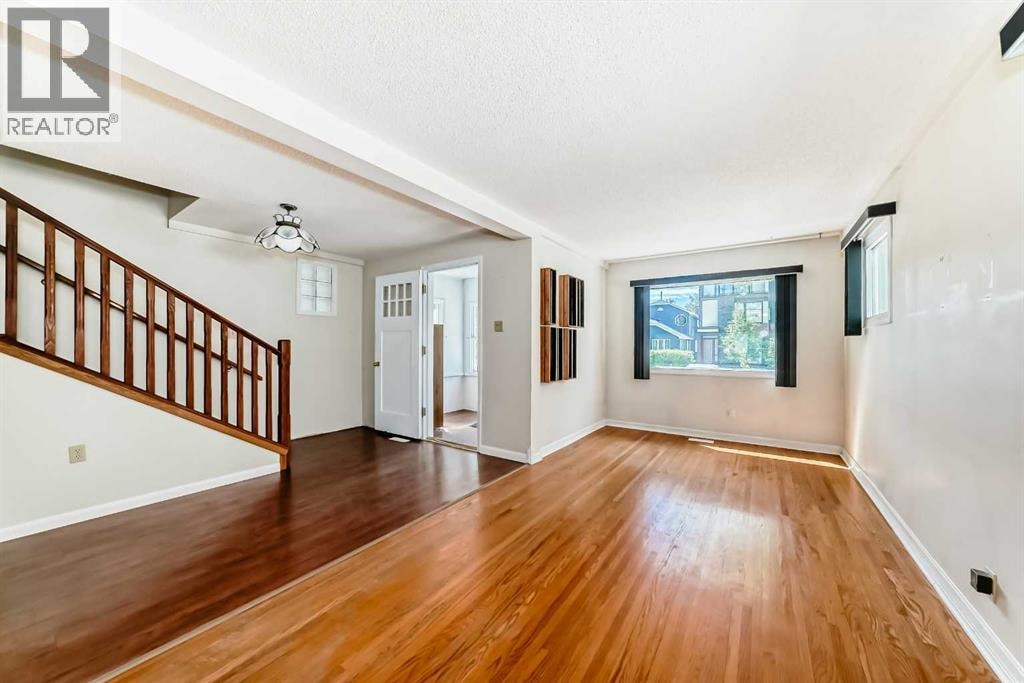 334 3 Avenue NE — photo 10