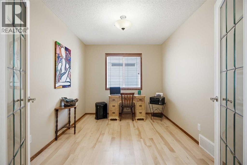 276 Kincora Heights NW — photo 9