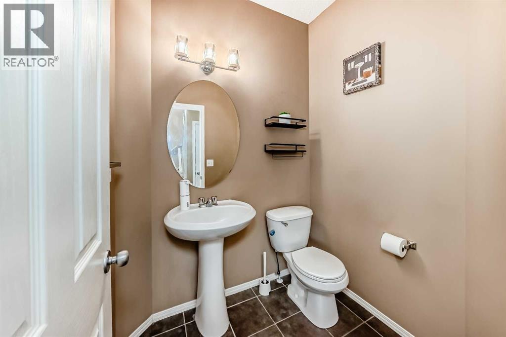 73 Royal Birch Way NW — photo 17