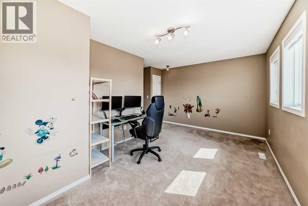 73 Royal Birch Way NW — photo 28