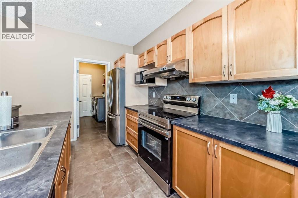 73 Royal Birch Way NW — photo 11
