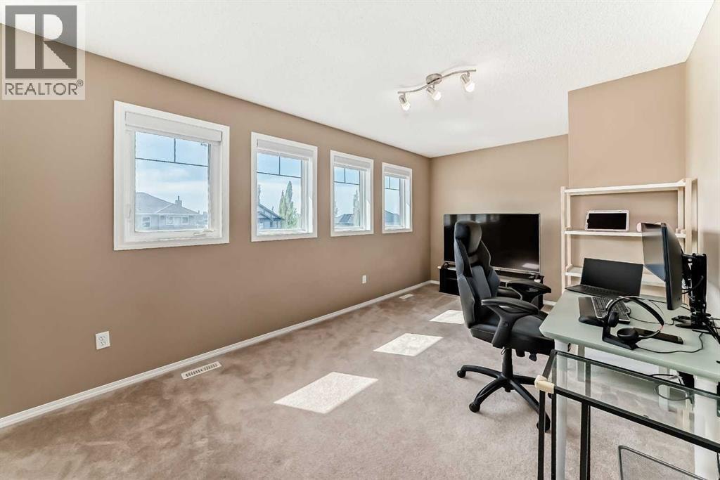 73 Royal Birch Way NW — photo 30