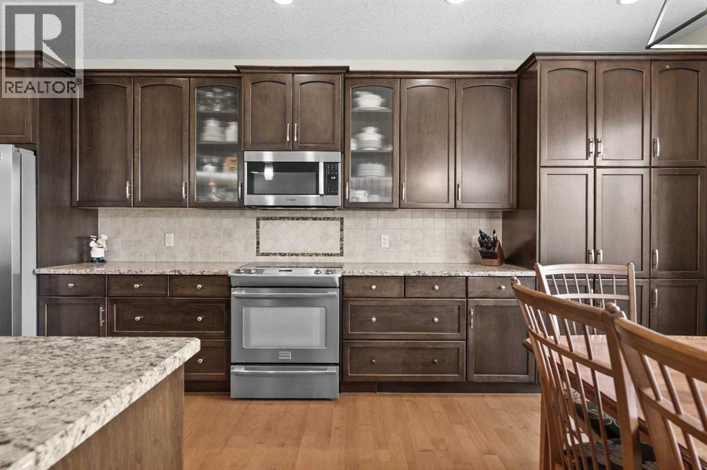 144 Silverado Skies Manor SW — photo 10