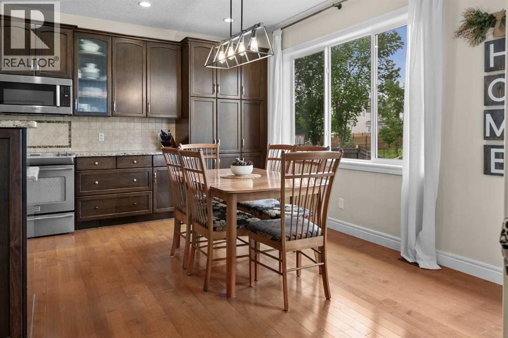 144 Silverado Skies Manor SW — photo 12