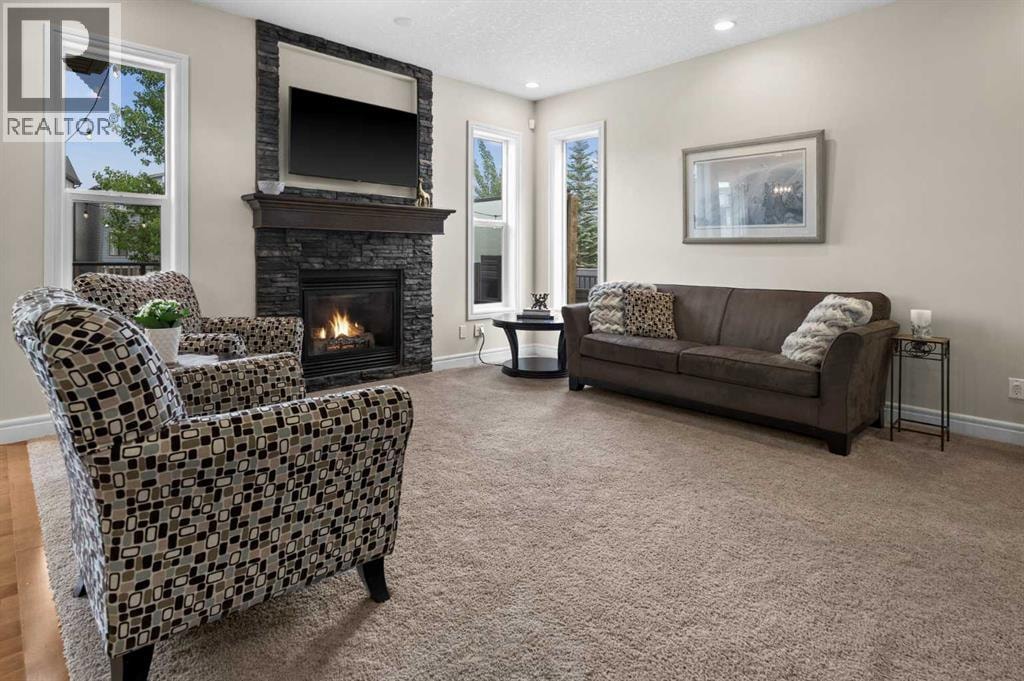 144 Silverado Skies Manor SW — photo 13
