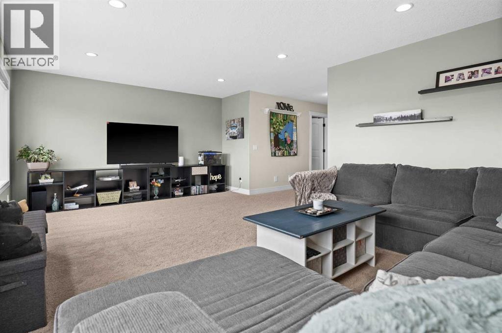 144 Silverado Skies Manor SW — photo 21