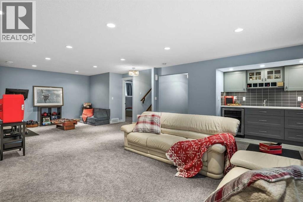 144 Silverado Skies Manor SW — photo 33