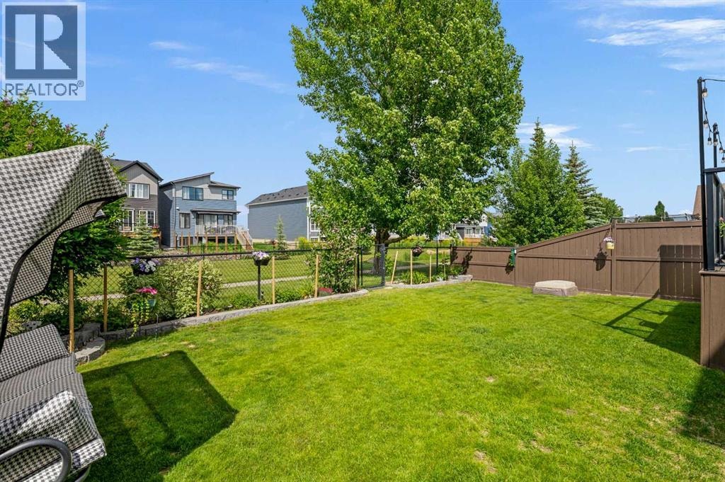 144 Silverado Skies Manor SW — photo 41
