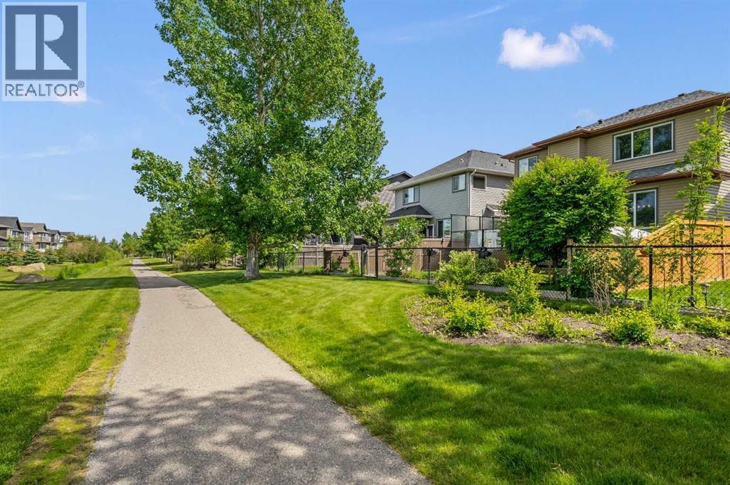 144 Silverado Skies Manor SW — photo 44