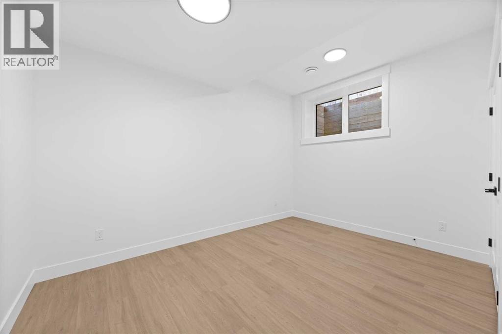 2205 26A Street SW — photo 44