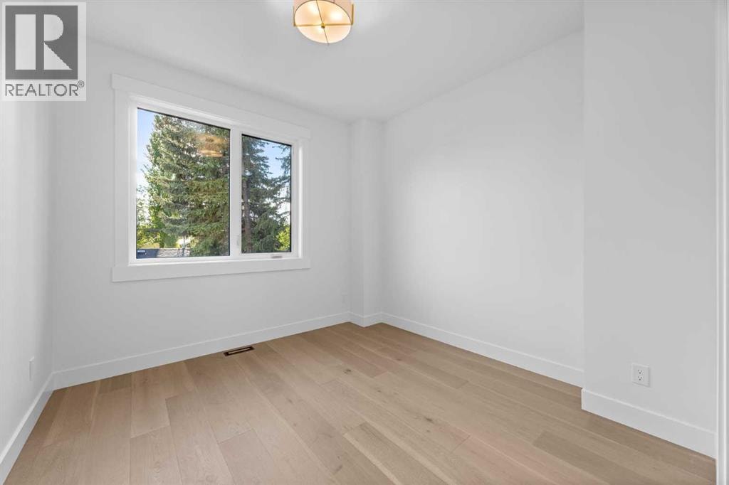 2205 26A Street SW — photo 34
