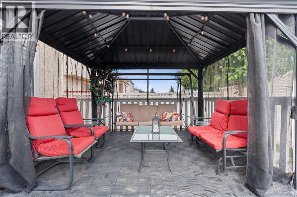 957 Applewood Drive SE — photo 38