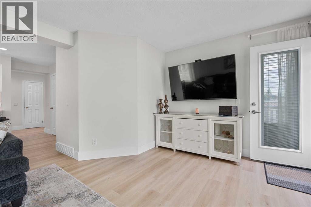 957 Applewood Drive SE — photo 17
