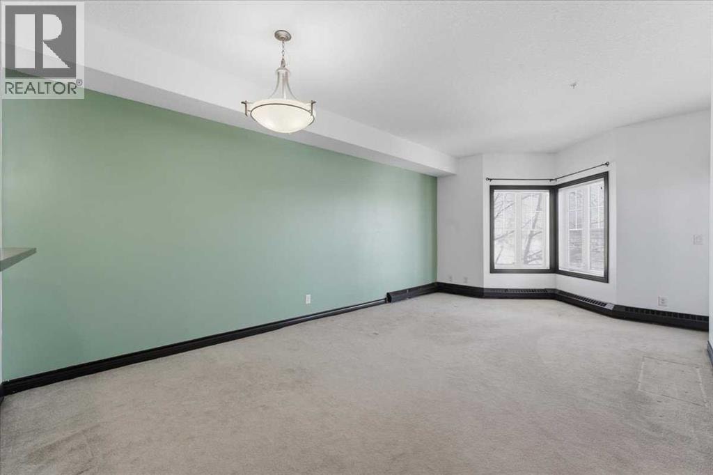 242, 30 Royal Oak Plaza NW — photo 17