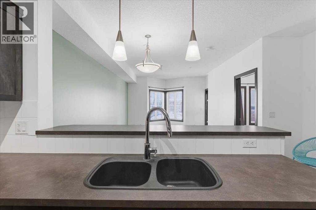 242, 30 Royal Oak Plaza NW — photo 14