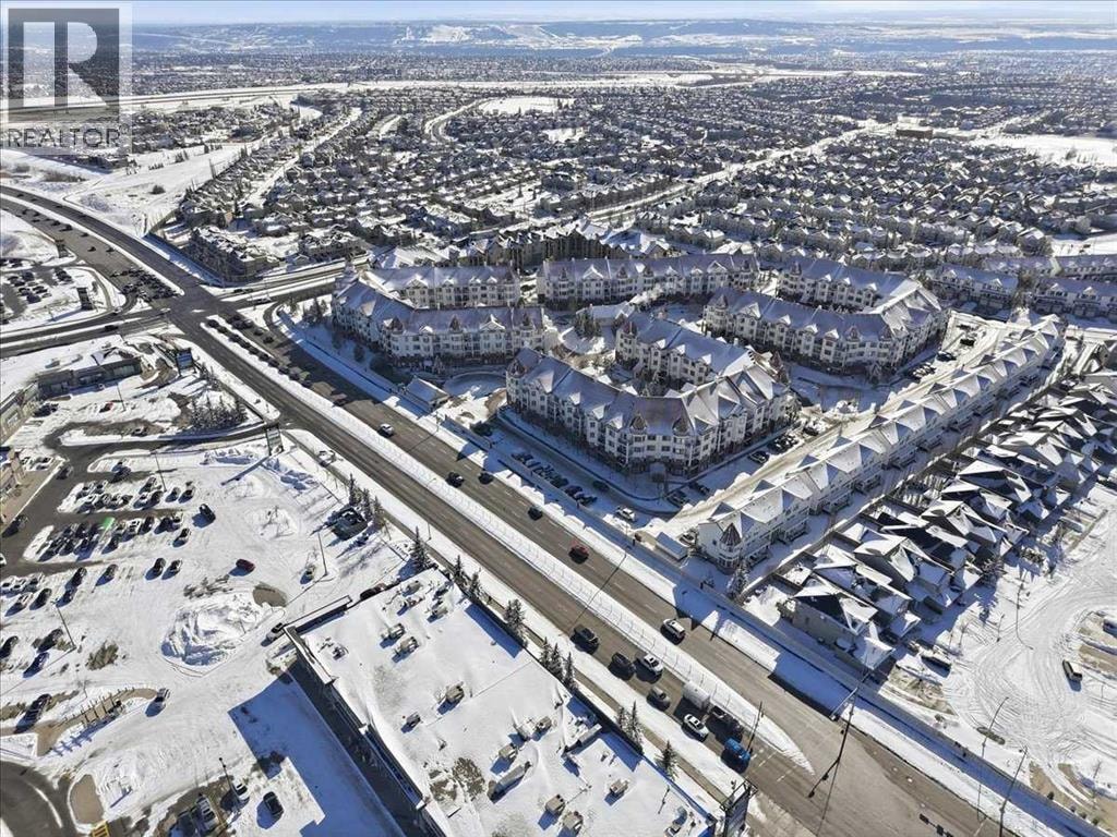 242, 30 Royal Oak Plaza NW — photo 45