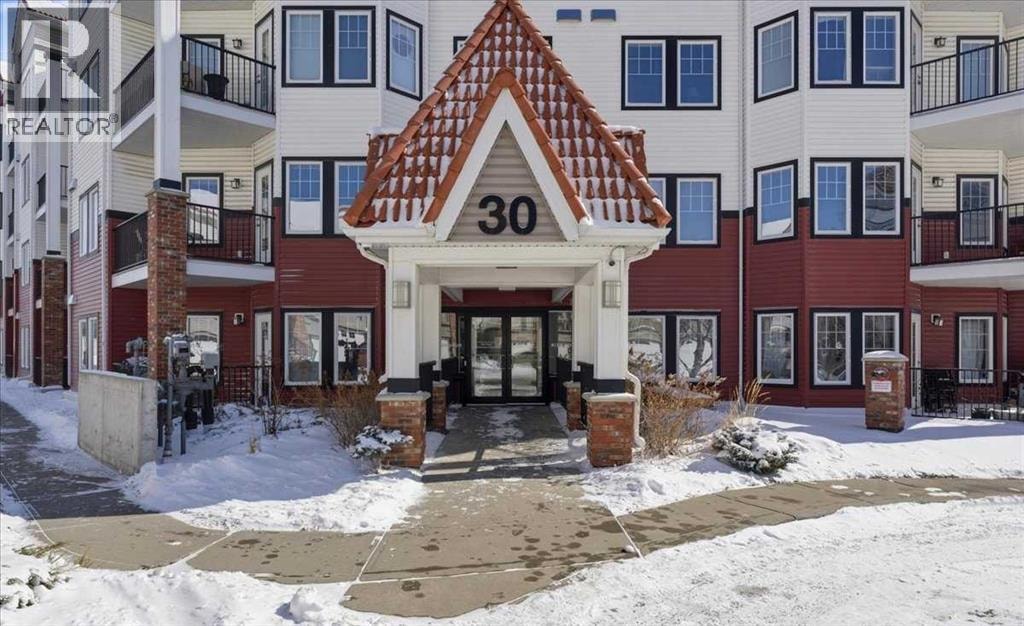 242, 30 Royal Oak Plaza NW — photo 5