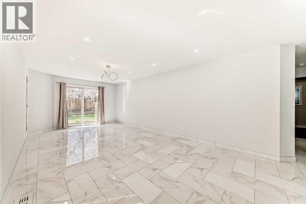 11323 Coventry Boulevard NE — photo 5