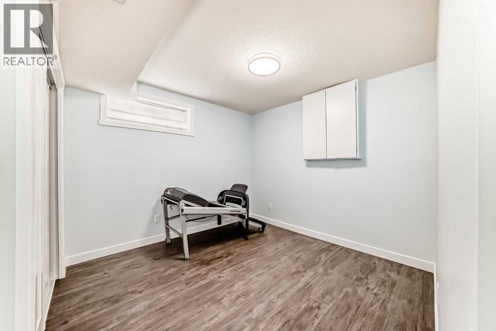 11323 Coventry Boulevard NE — photo 14