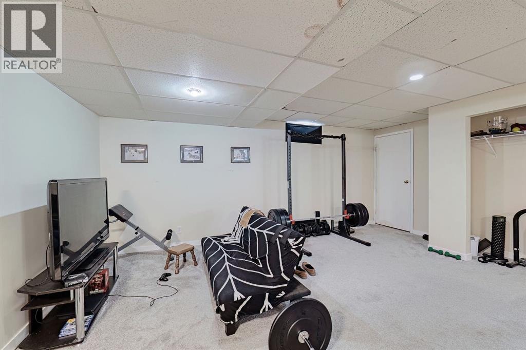 70 Elizabeth Way SE — photo 24