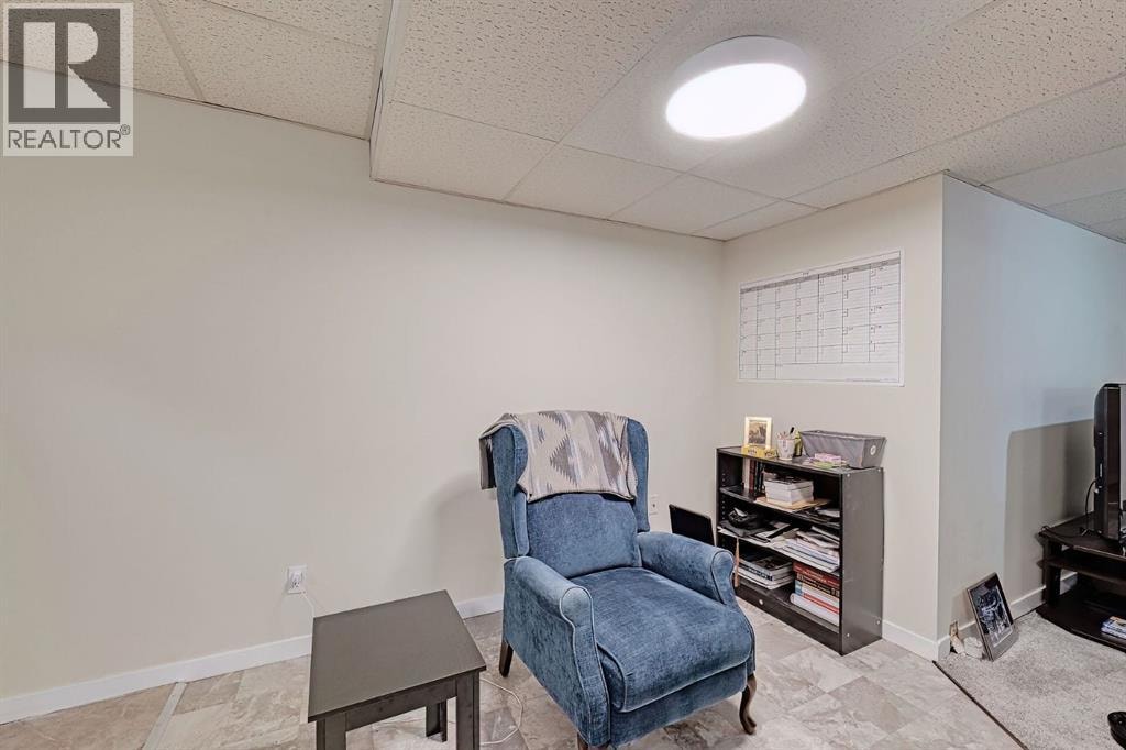 70 Elizabeth Way SE — photo 23