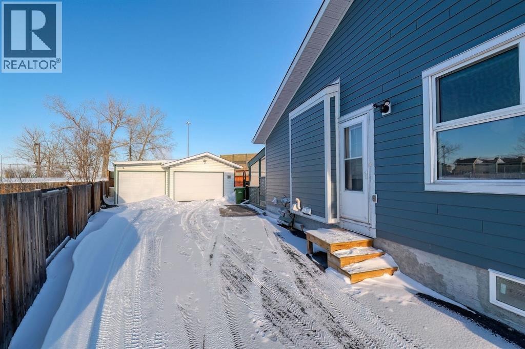 70 Elizabeth Way SE — photo 42
