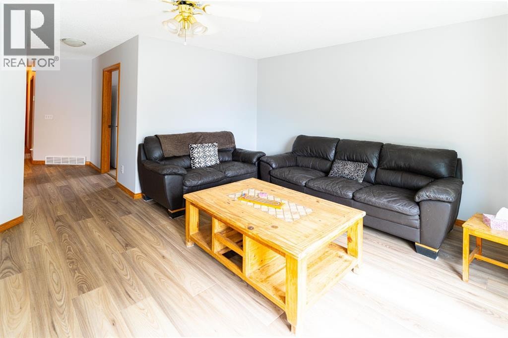 70 Elizabeth Way SE — photo 11