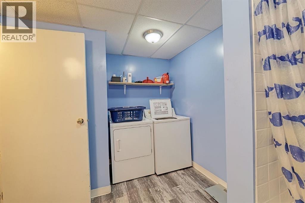 70 Elizabeth Way SE — photo 34