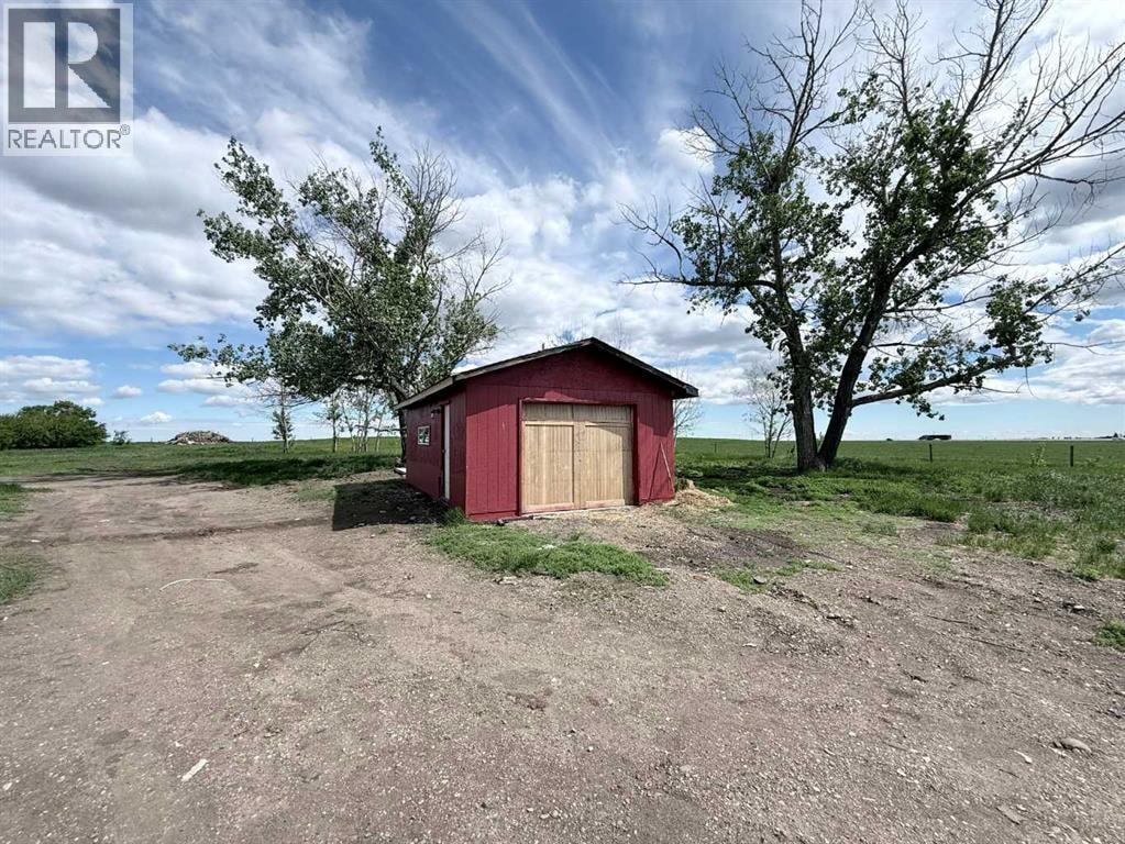 263080 Township Road 270A — photo 31