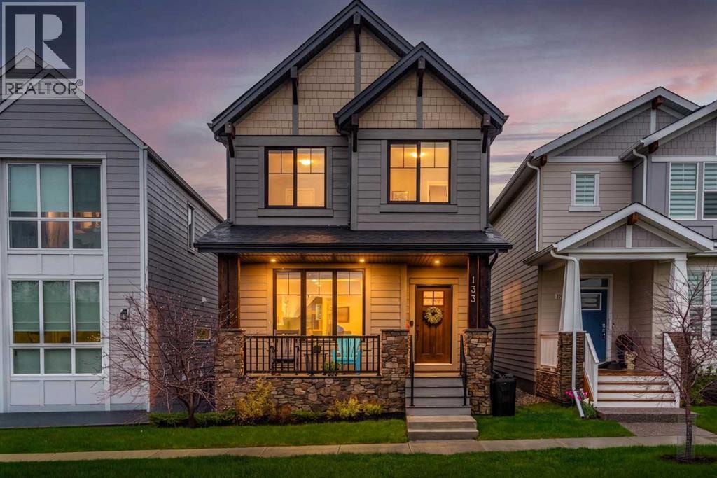 133 Treeline Avenue SW — photo 1
