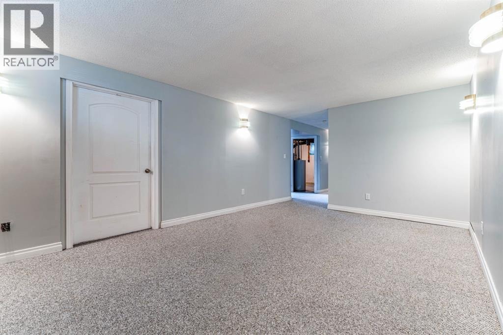 7511 Huntridge Crescent NE — photo 34