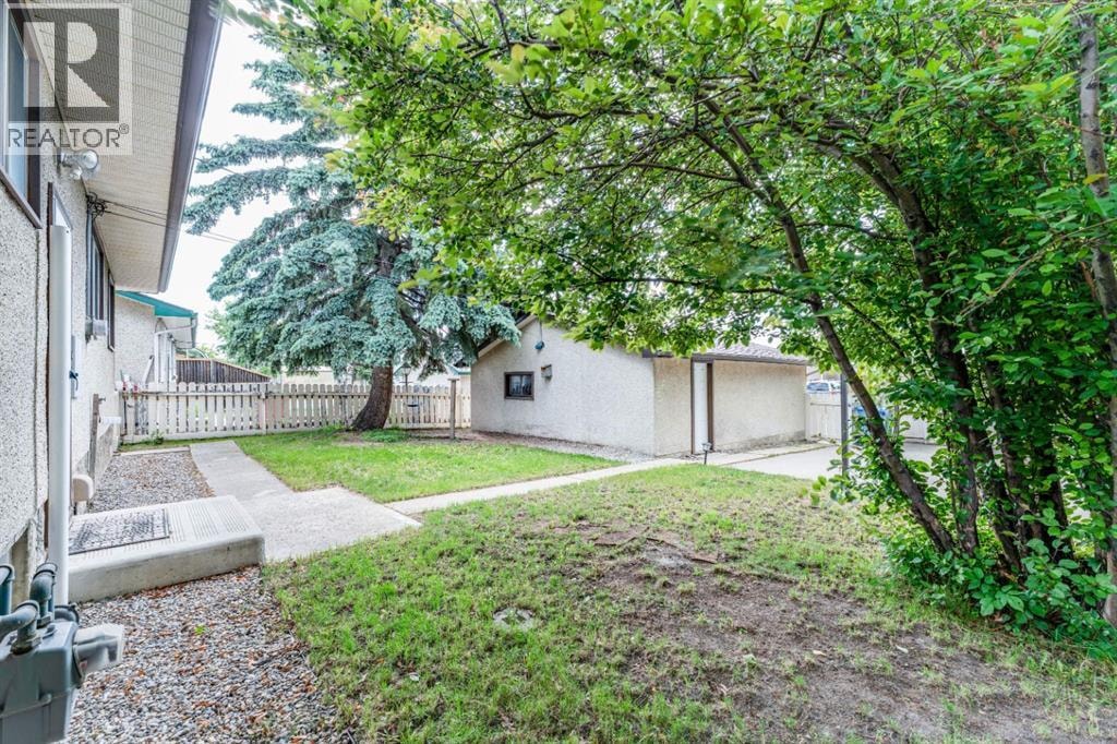 7511 Huntridge Crescent NE — photo 39