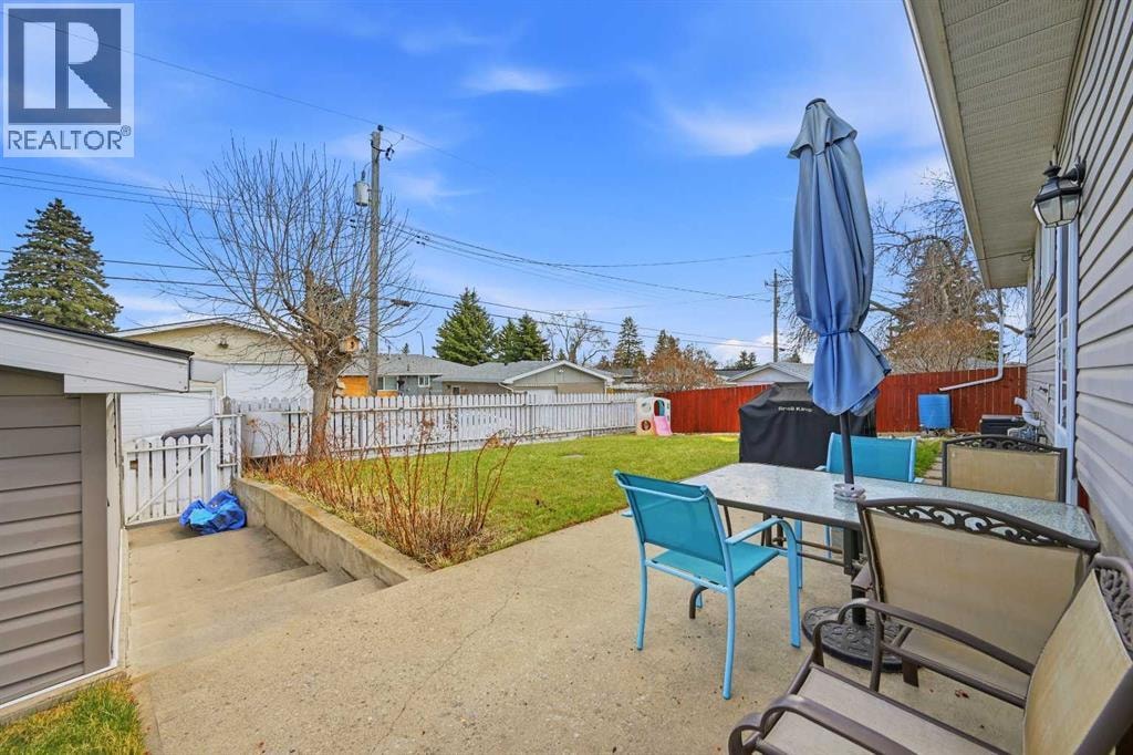 1012 Riddell Place SE — photo 33