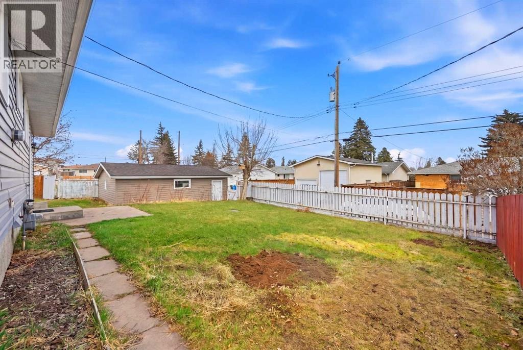 1012 Riddell Place SE — photo 36